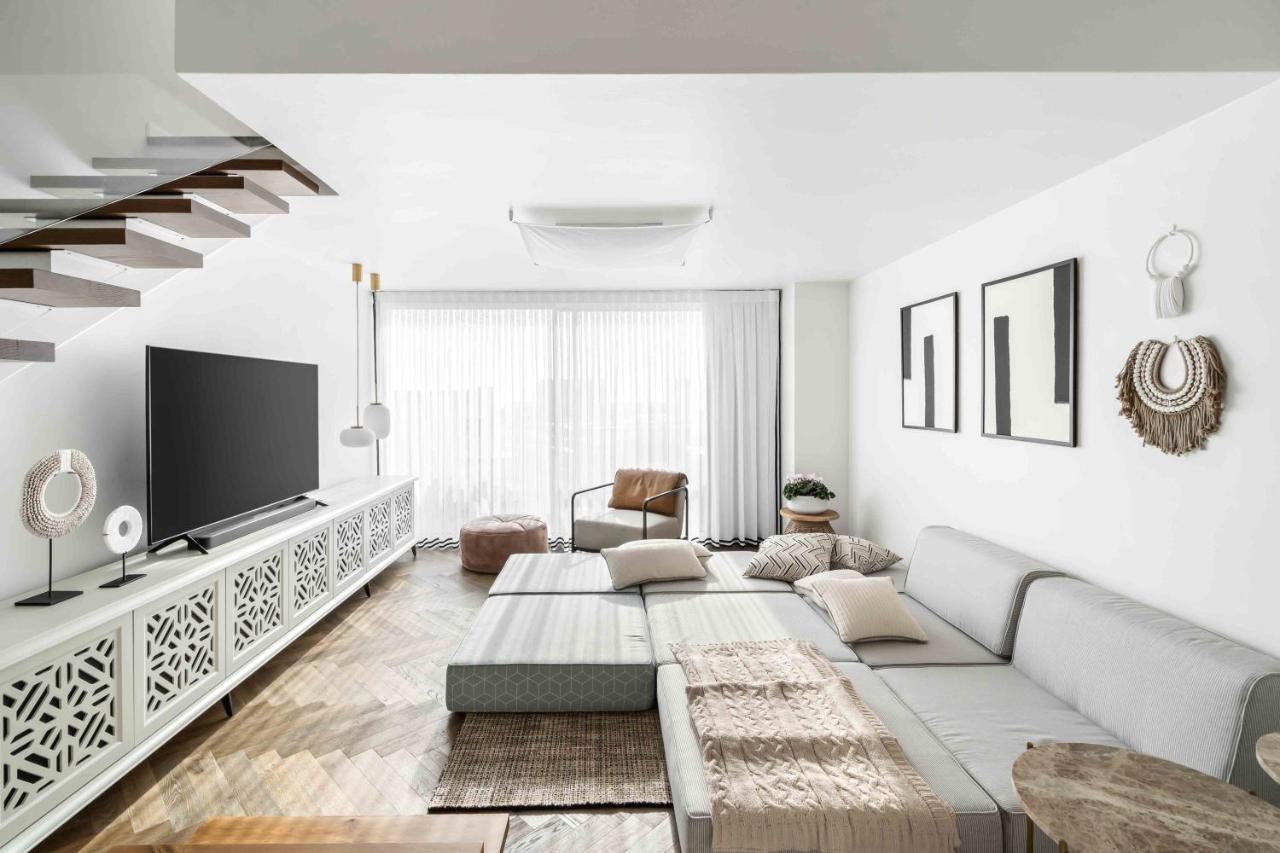 Elegant Duplex With Parking By Beachfront Stay Herzelia Extérieur photo